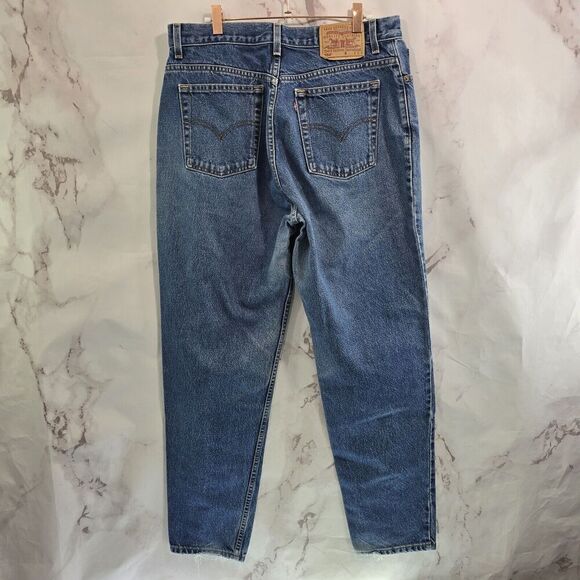 Vintage Levis Jeans Womens 34x31 Y2K 550 Relaxed High Rise Tapered Leg Mom Denim - Picture 4 of 12